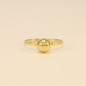 Anel com Bolinha Polida Folheado a Ouro 18k