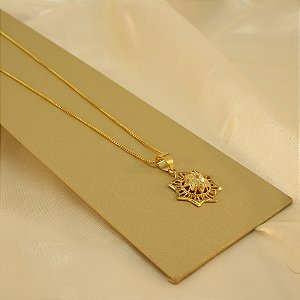 Gargantilha com Pingente de Girassol Banhado a Ouro 18k