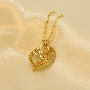 Gargantilha com Borboleta Trabalhada Folheada a Ouro 18k