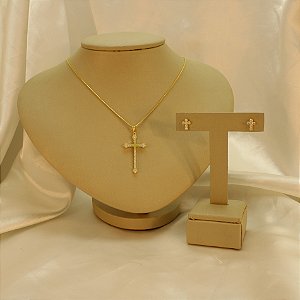 Conjunto de Cruz Cravejado em Zircônias Folheado a Ouro 18k