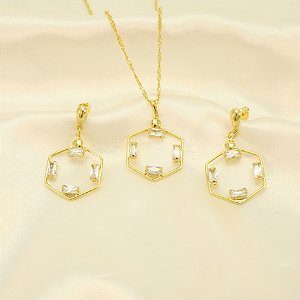Conjunto Hexágono com Zircônia Cristal Banhado a Ouro 18k