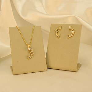 Conjunto com Zircônias Cristal Folheado a Ouro 18k