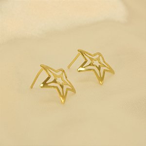Brinco com Design de Estrela Folheado a Ouro 18k