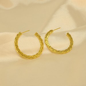 Brinco Argola Torcido Banhado a Ouro 18k