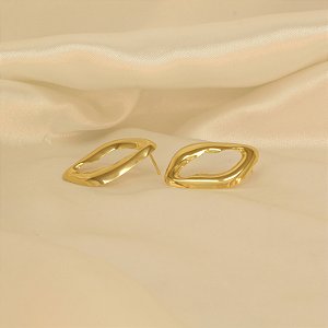 Brinco Orgânico Folheado a Ouro 18k