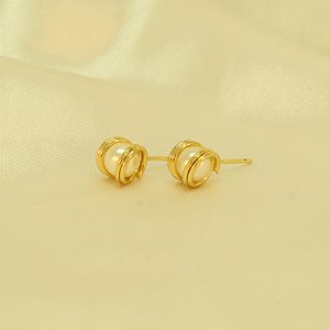 Brinco com Design de Pérola Folheado a Ouro 18k