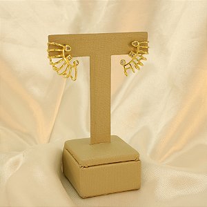 Brinco Ear Cuff com Zircônias Folheado a Ouro 18k