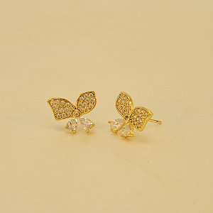 Brinco de Borboleta Cravejada em Zircônia Banhado a Ouro 18k