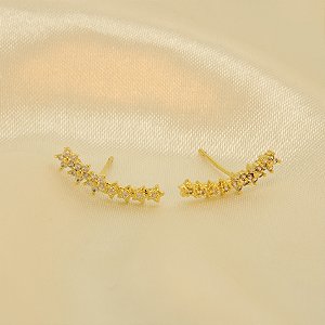 Brinco Ear Cuff Cravejado em Zircônia Banhado a Ouro 18k
