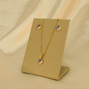 Conjunto Trevo com Detalhe em Resina Banhado a Ouro 18k