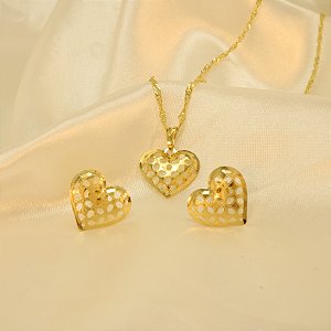 Conjunto de Coração com Detalhes Vazados Banhado a Ouro 18k