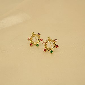 Brinco Trabalhado em Zircônias Banhado a Ouro 18k