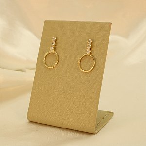 Brinco com Detalhe em Zircônia Cristal Banhado a Ouro 18k