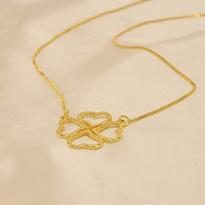 Gargantilha com Design de Trevo Banhado a Ouro 18k