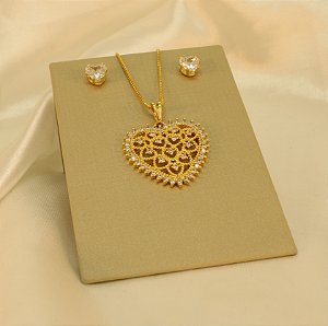Conjunto Coração Trabalhado em Zircônia e Banhado a Ouro 18k