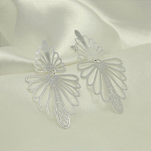 Brinco Trabalhado e Banhado em Prata 925
