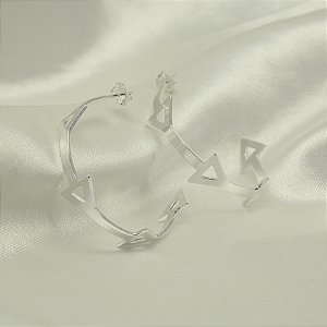 Brinco Argola com Triângulos Banhado a Prata 925