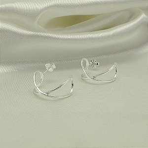 Brinco Argola com Design Cruzado Banhado a Prata 925