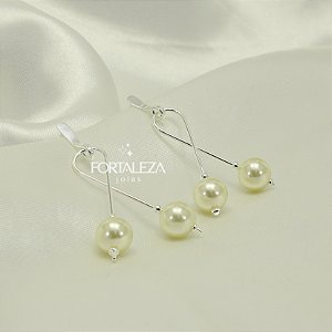 Brinco com Detalhe em Pérolas Banhado a Prata 925