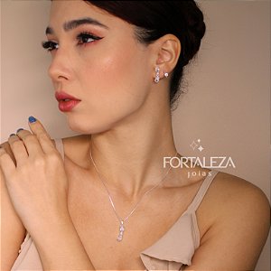 Conjunto Cravejado em Zircônia Cristal Banhado a Prata
