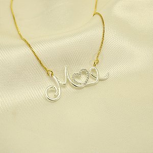 Gargantilha Escrito Mãe e Coração Banhado a Prata e Ouro 18k