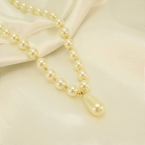 Gargantilha de Pérolas Banhado a Ouro 18k