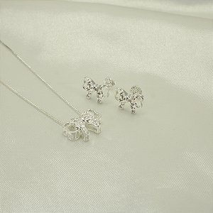 Conjunto de Laço Cravejado em Zircônia e Banhado a Prata