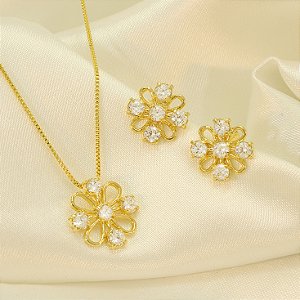 Conjunto de Flor com Zircônia Cristal Banhado a Ouro 18k