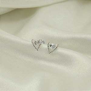 Brinco com Design de Coração Cravejado e Banhado a Prata 925