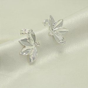Brinco de Folhas com Detalhe em Zircônia Banhado a Prata 925