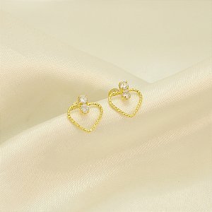 Brinco de Coração com Detalhe em Zircônia Banhado a Ouro 18k