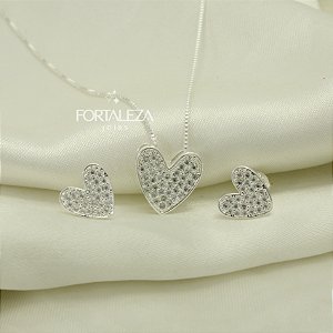 Conjunto de Coração Cravejado em Zircônia e Banhado a Prata