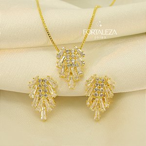 Conjunto Trabalhado em Zircônia Cristal Banhado a Ouro 18k