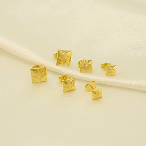 Brinco em Trio Quadrado Texturizado Banhado a Ouro 18k