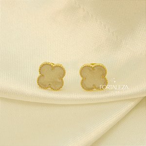 Brinco de Trevo Resinado Banhado a Ouro 18k