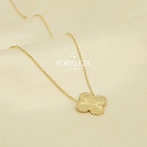 Gargantilha de Trevo Texturizado Banhado a Ouro 18k