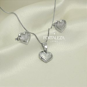 Conjunto de Coração Texturizado Banhado a Ouro Branco