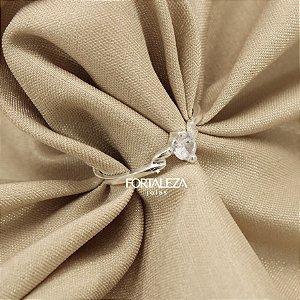 Anel Solitário com Zircônia Cristal Banhado a Prata