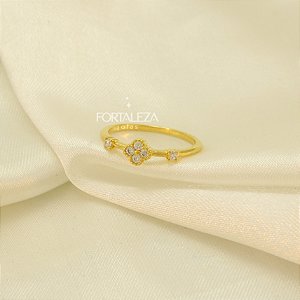 Anel de Trevo com Zircônia Cristal Banhado a Ouro 18k