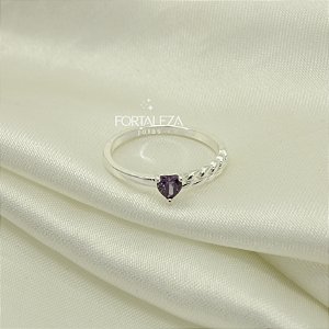 Anel com Detalhe de Coração e Trança Banhado a Prata 925