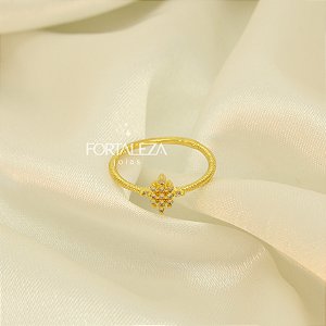Anel com Zircônia e Aro Texturizado Banhado a Ouro 18k