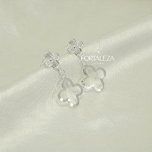 Brinco de Trevo Vazado Banhado a Prata 925