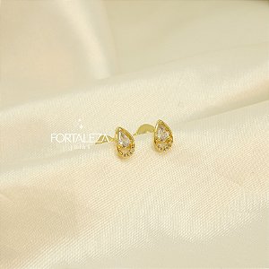 Brinco de Gota Trabalhado em Zircônia Banhado a Ouro 18k