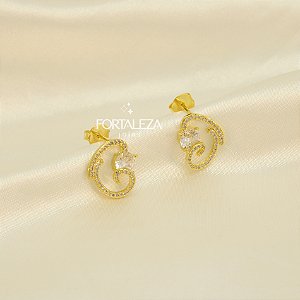 Brinco Trabalhado em Zircônia Cristal Banhado a Ouro 18k