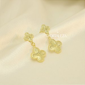 Brinco de Trevo Texturizado Banhado a Ouro 18k