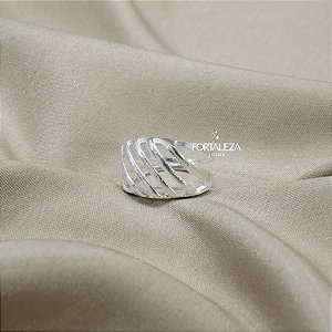 Anel com Design Vazado Banhado a Prata