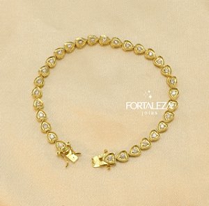 Pulseira Corações Cravejados em Zircônia Banhado a Ouro 18k