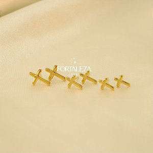 Brinco em Trio de Cruz Banhado a Ouro 18k