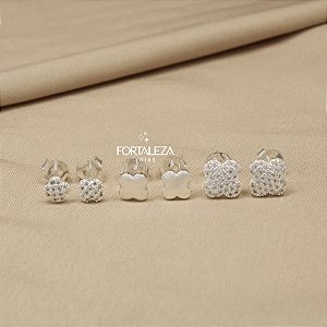 Brinco em Trio de Trevo Cravejado e Banhado a Prata 925