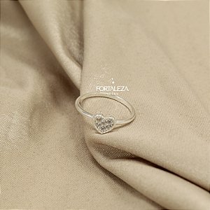 Anel de Coração Cravejado com Zircônia Cristal em Prata 925